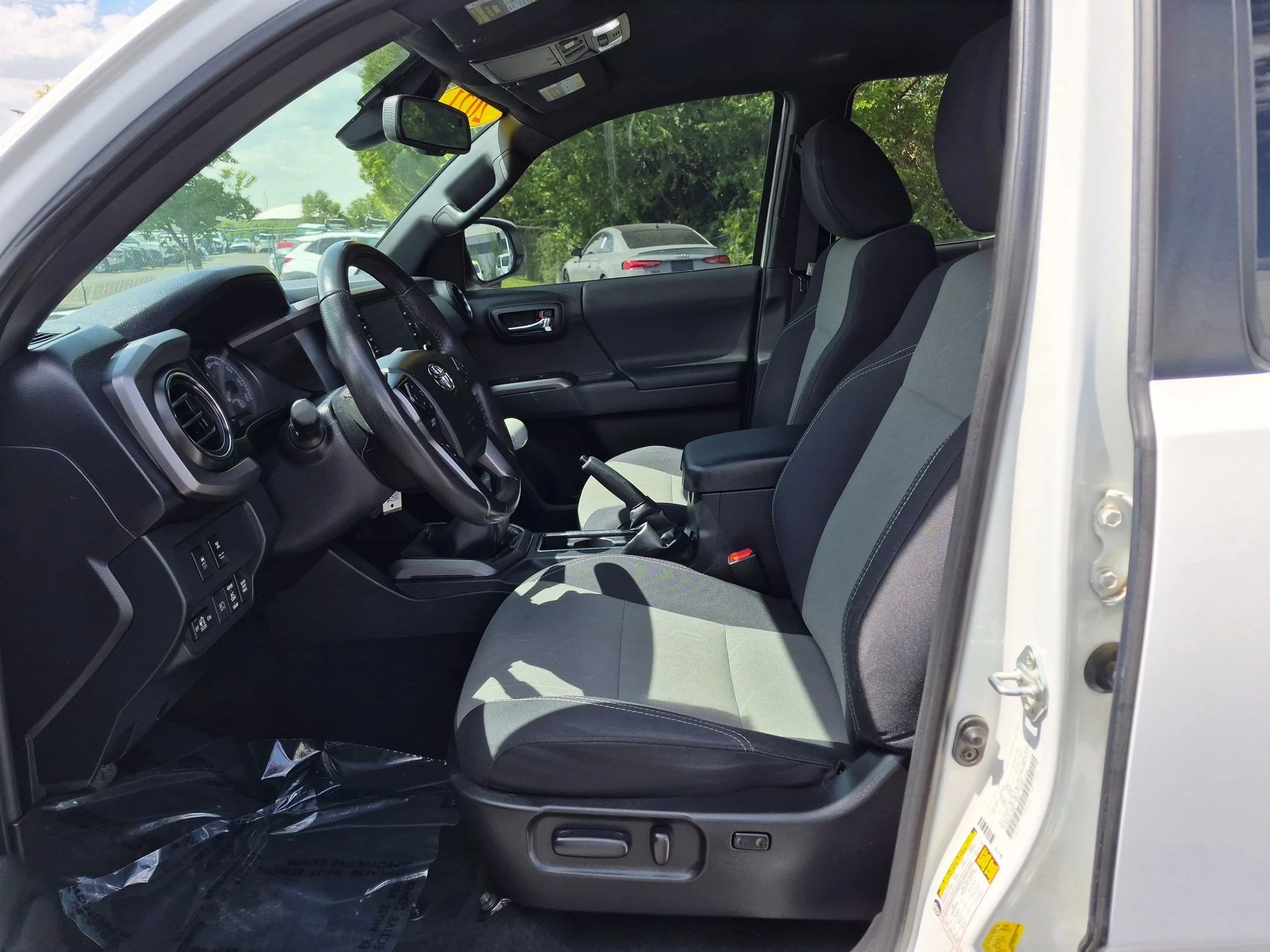 2021 Toyota Tacoma TRD Off Road - Photo 25