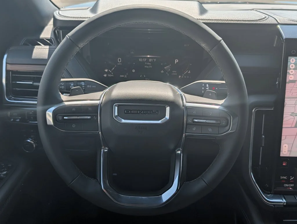 2026 GMC Yukon XL Denali - Photo 11