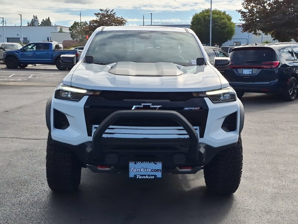 Used 2025 Summit White Chevrolet ZR2 image 9