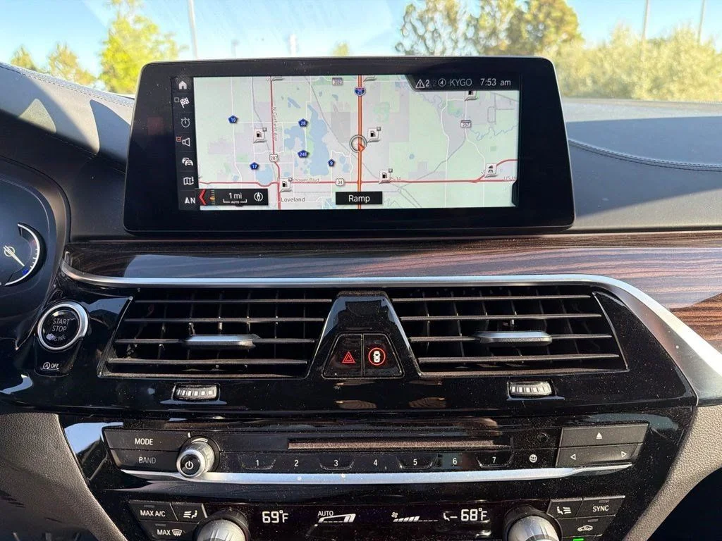 Used 2018 Carbon Black Metallic BMW 540i xDrive image 14