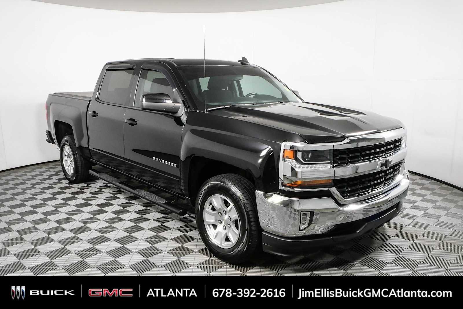 2018 Chevrolet Silverado 1500 LT Crew Cab Standard Box's photo