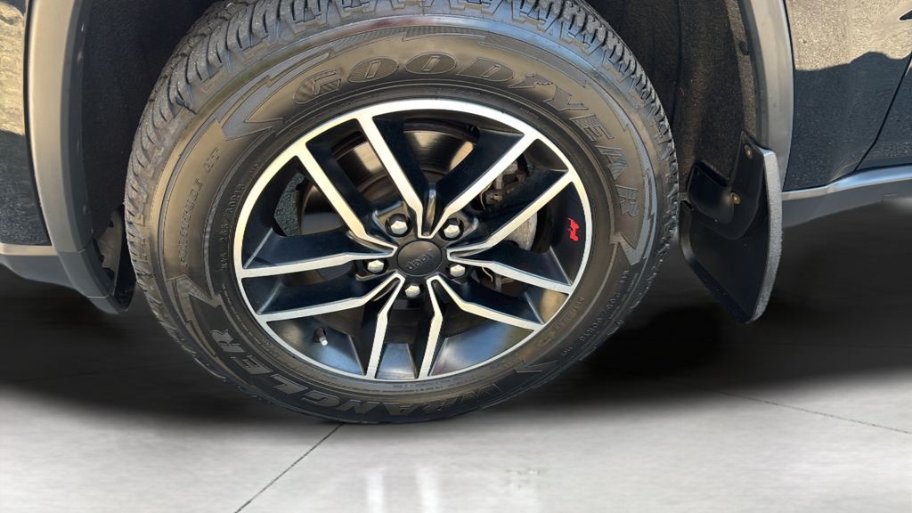 Used 2020 Black Jeep Trailhawk image 9