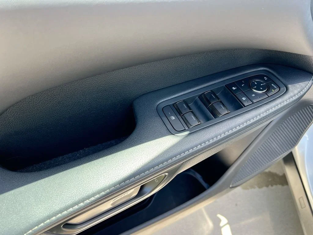 Used 2025 Iridium Lexus 350 Premium image 11