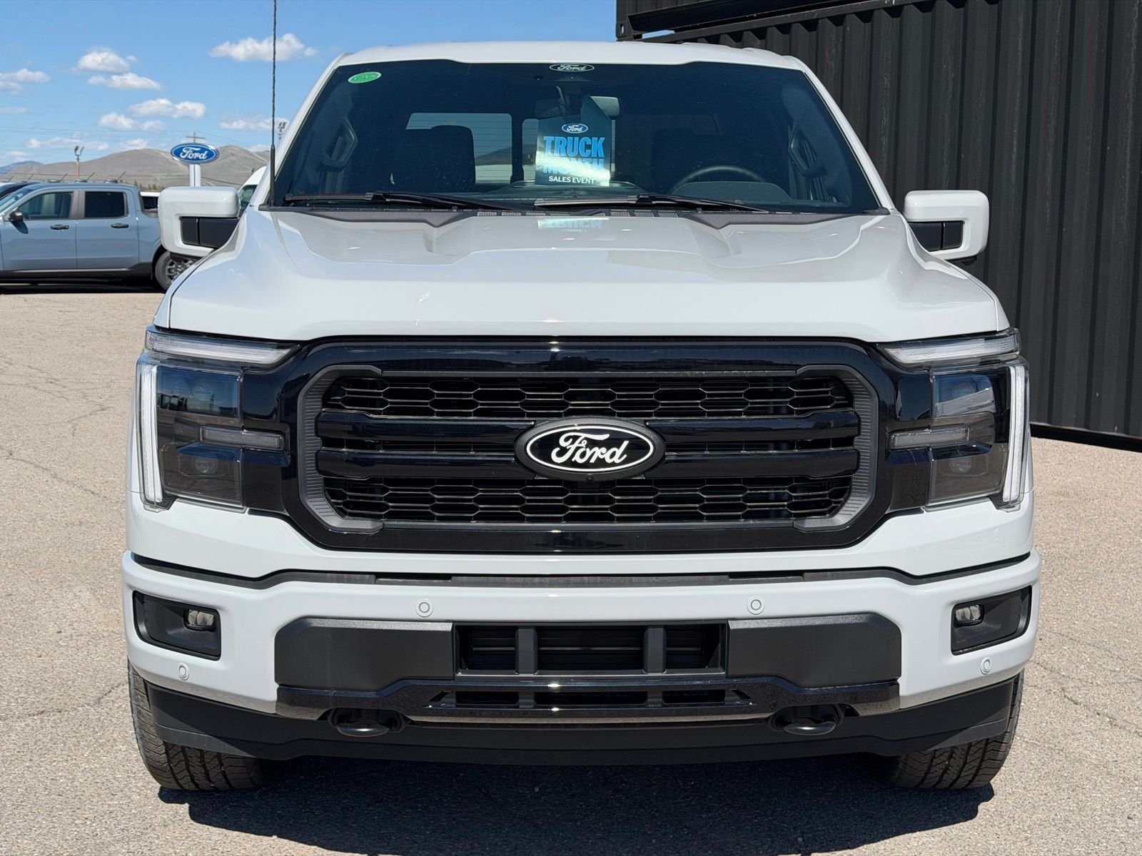 View vehicle photo 2
