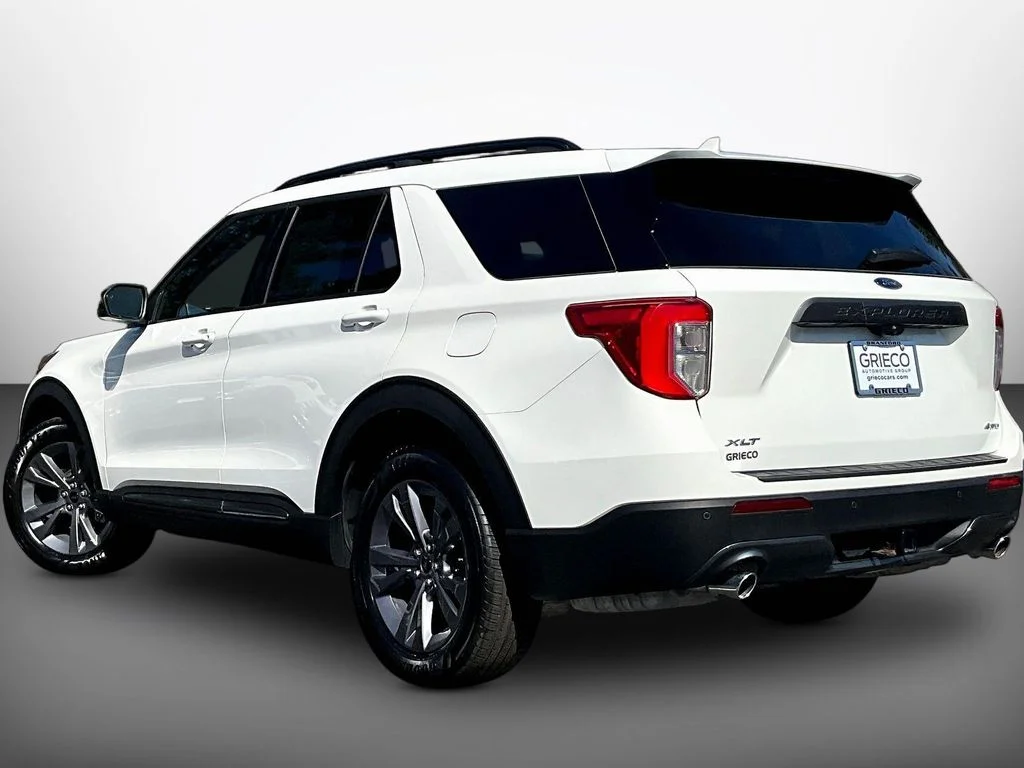 Used 2023 Star White Ford XLT image 5
