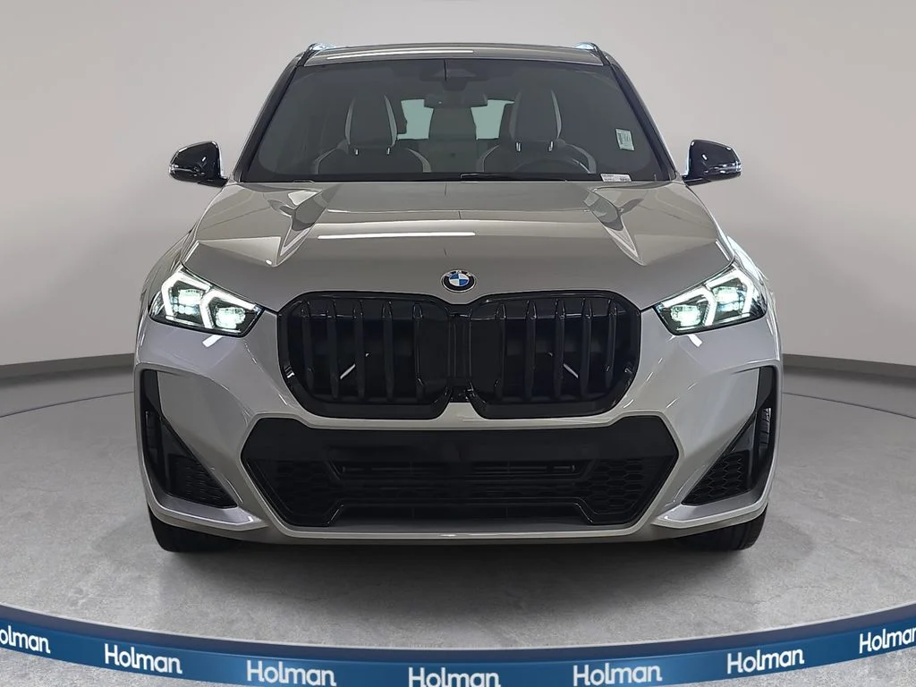 Used 2026 Space Silver Metallic BMW xDrive28i image 3
