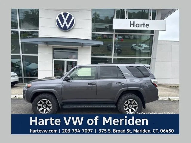 2020 Toyota 4Runner TRD Off-Road Premium 4WD V6's photo