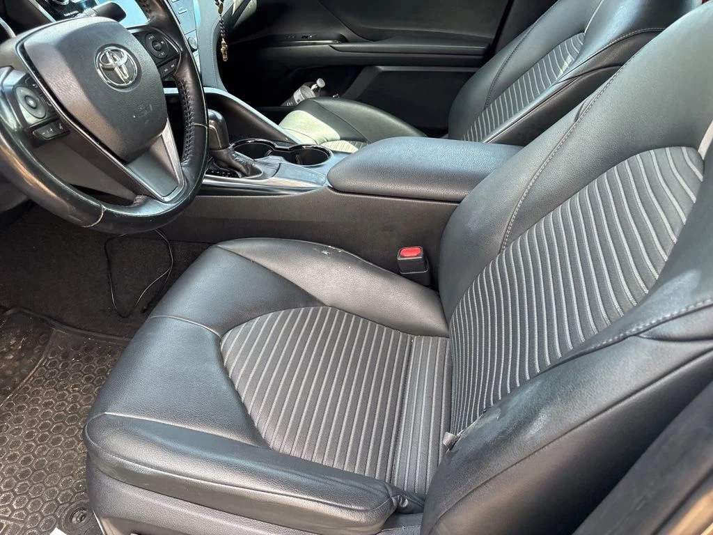 Used 2019 Gray Toyota SE image 12