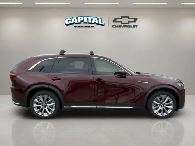 Used 2025  Mazda Premium Plus Package image 6