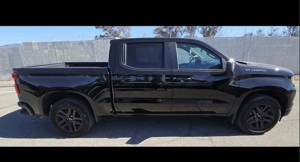 Used 2025 Black Chevrolet RST image 6