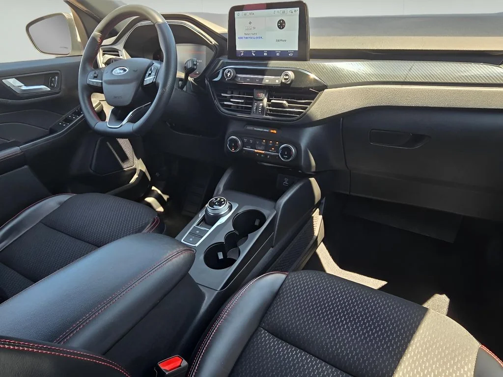 Used 2023 OXFORD WHITE Ford ST-Line Select image 27
