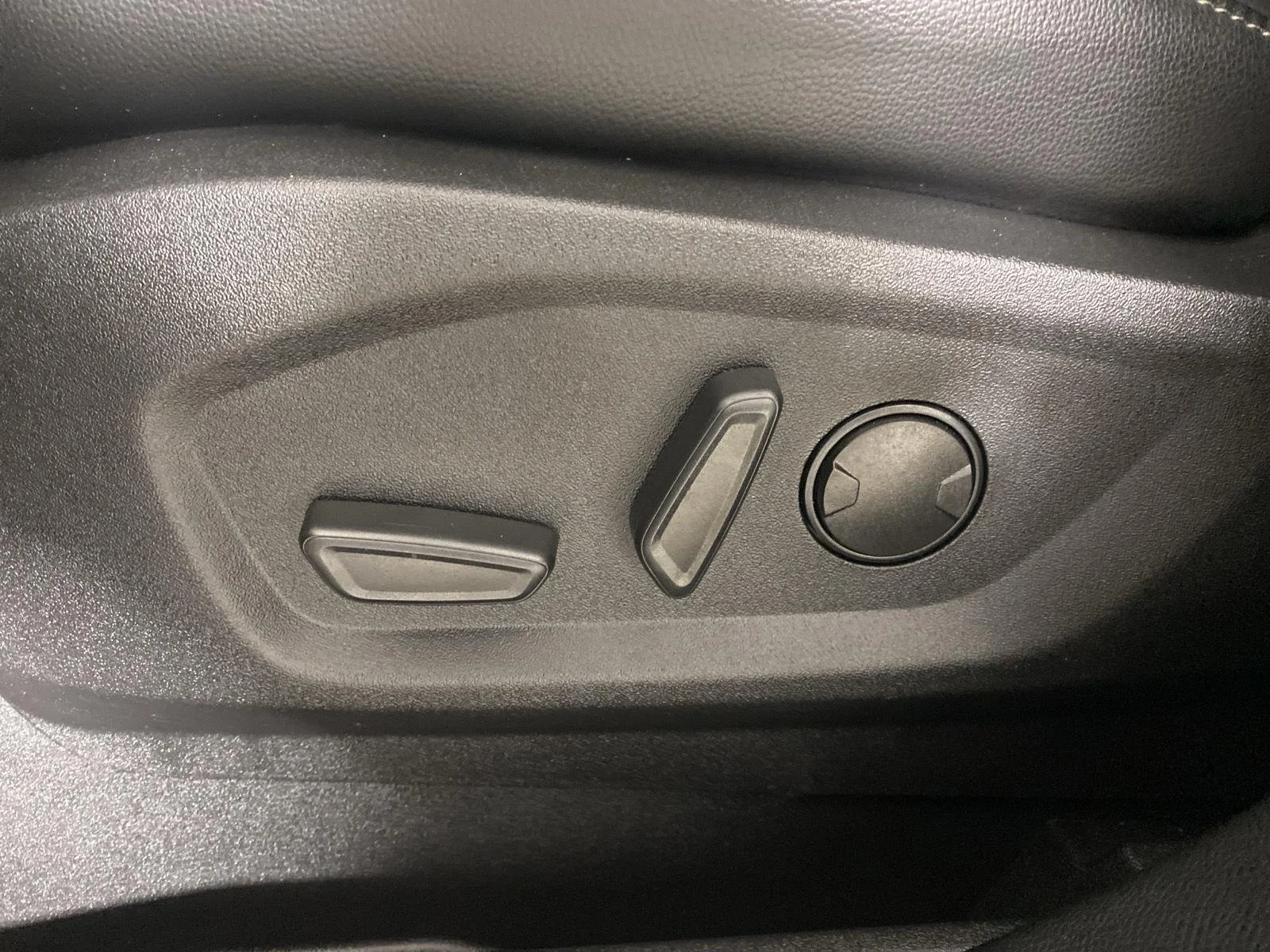 Used 2024 Agate Black Ford SEL image 14