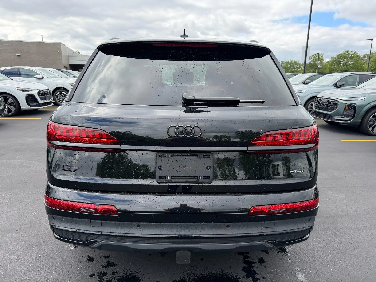 Used 2023 Mythos Black Metallic Audi Premium Plus image 4