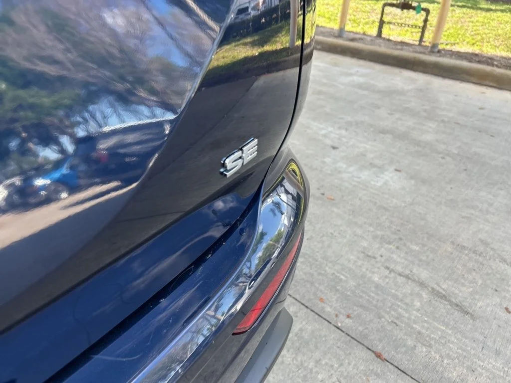 Used 2024 Blue Mitsubishi SE Black Edition image 19