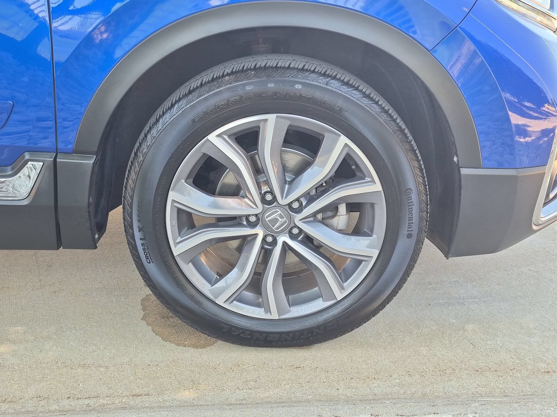 Certified Used 2022 Blue Honda Touring AWD image 36