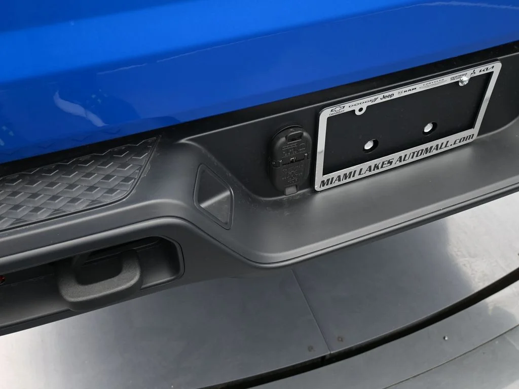 New 2026 Hydro Blue Pearl-Coat Exterior Paint Jeep Sport image 32