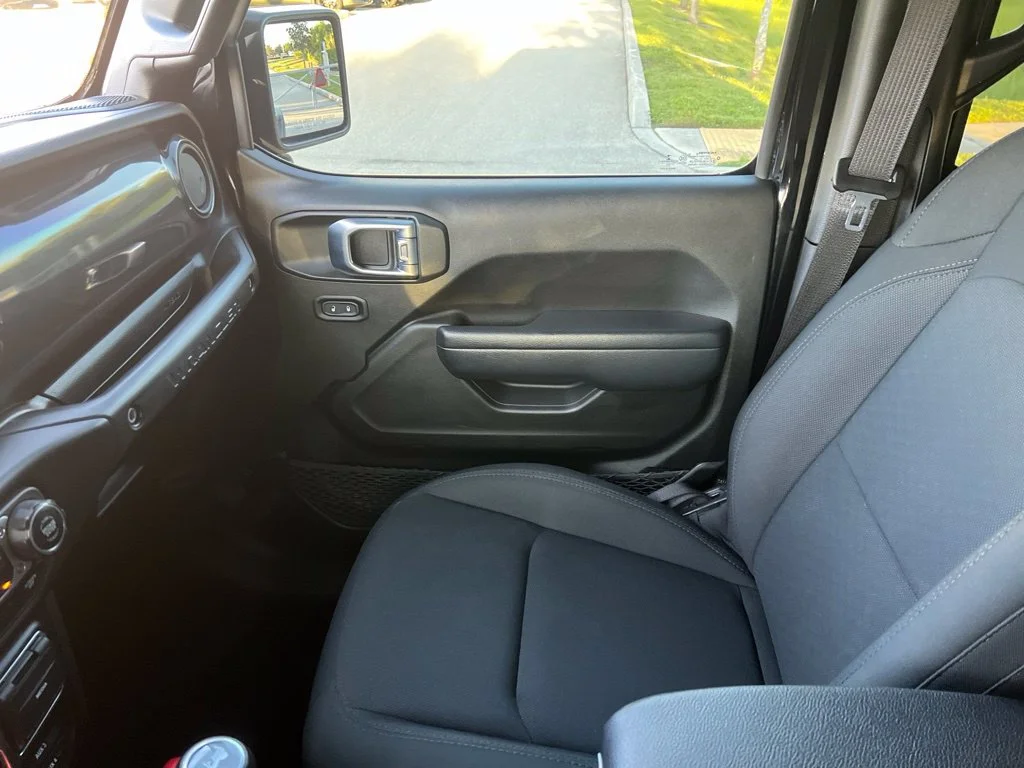 Certified Used 2022 Black Jeep Unlimited Sport Altitude image 59