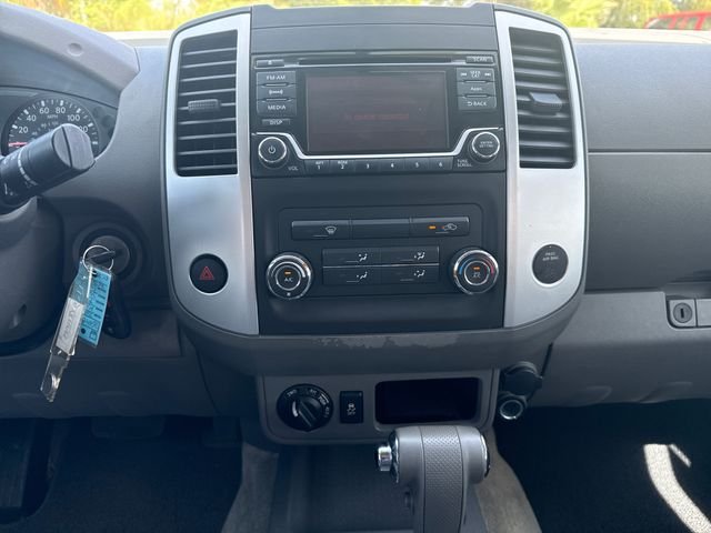 Used 2016 Gray Nissan SV image 18