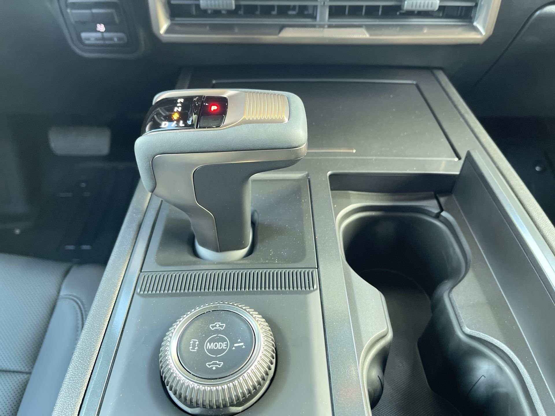 2025 GMC HUMMER EV 2X - Photo 42