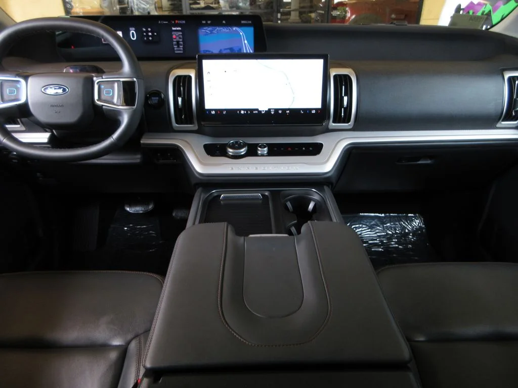 Certified Used 2025 Space Silver Ford Active image 19