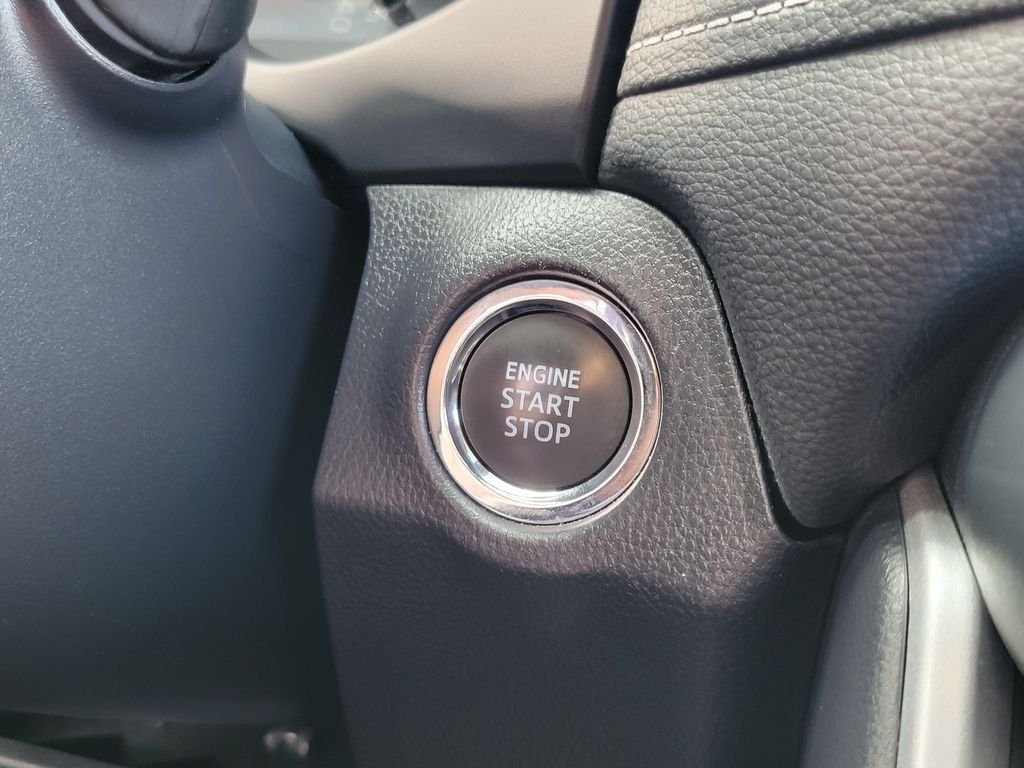Used 2025 Silver Toyota XLE image 32