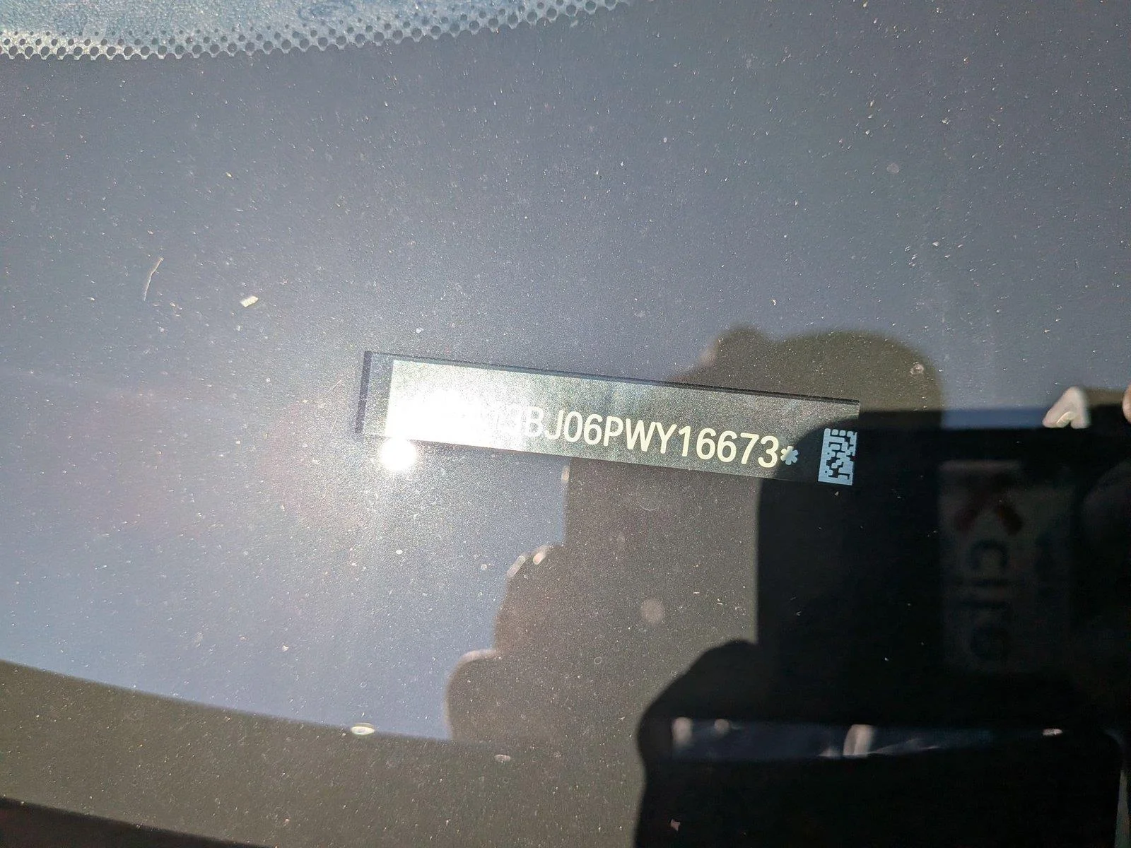 Used 2023 Dark Graphite Metallic BMW 530i xDrive image 6