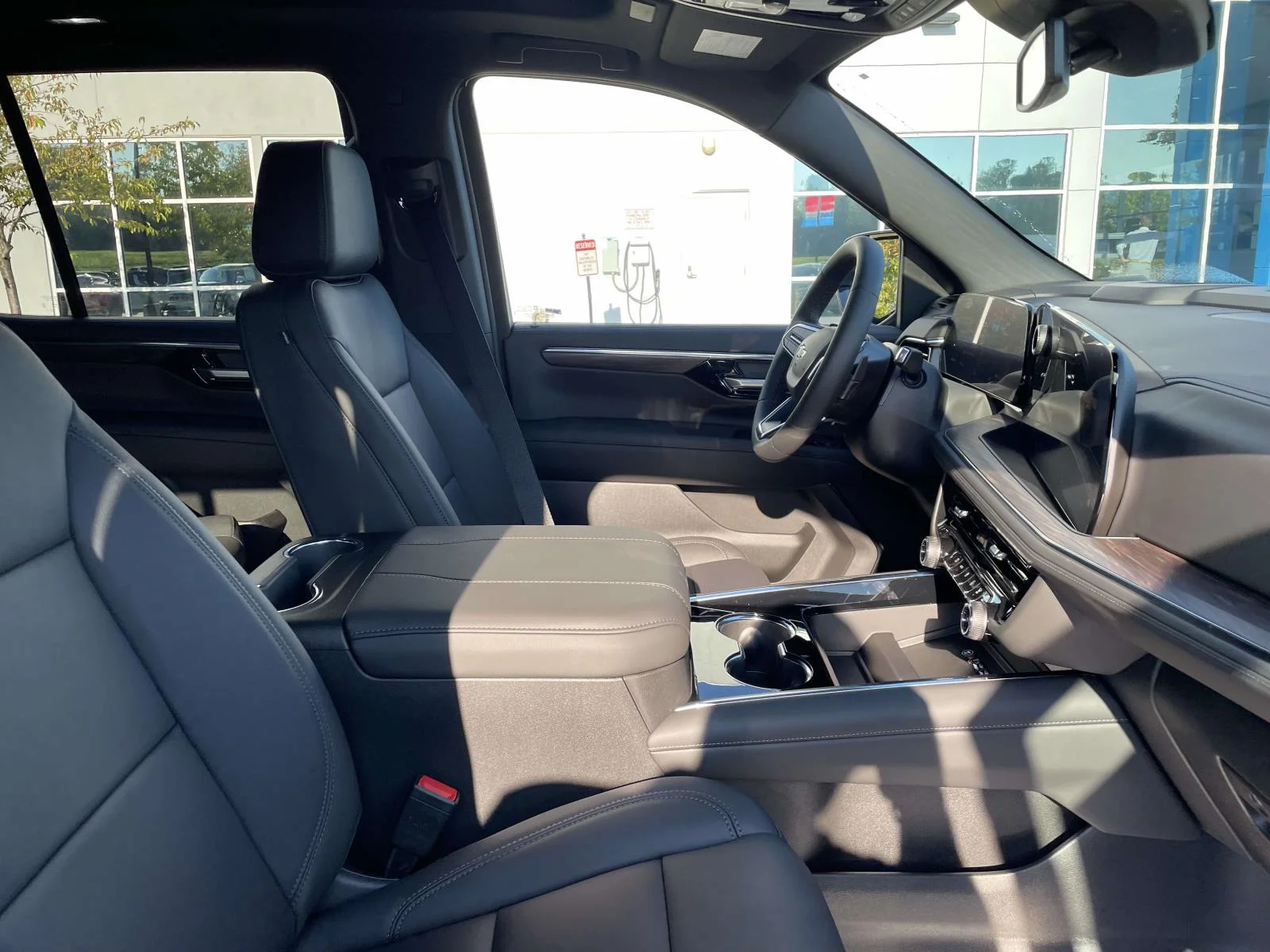 New 2027 Black Chevrolet Z71 image 9