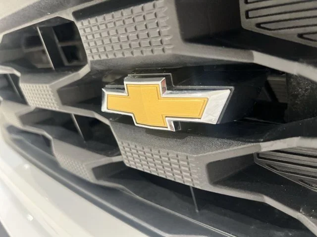 New 2025 White Chevrolet Custom image 29