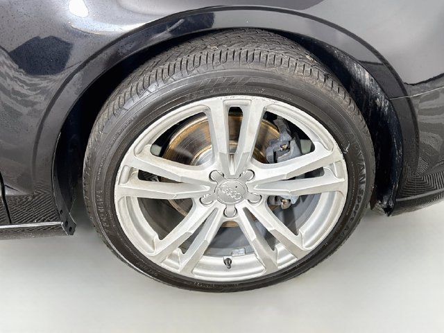 Used 2018 Brilliant Black Audi 2.0T Premium image 25