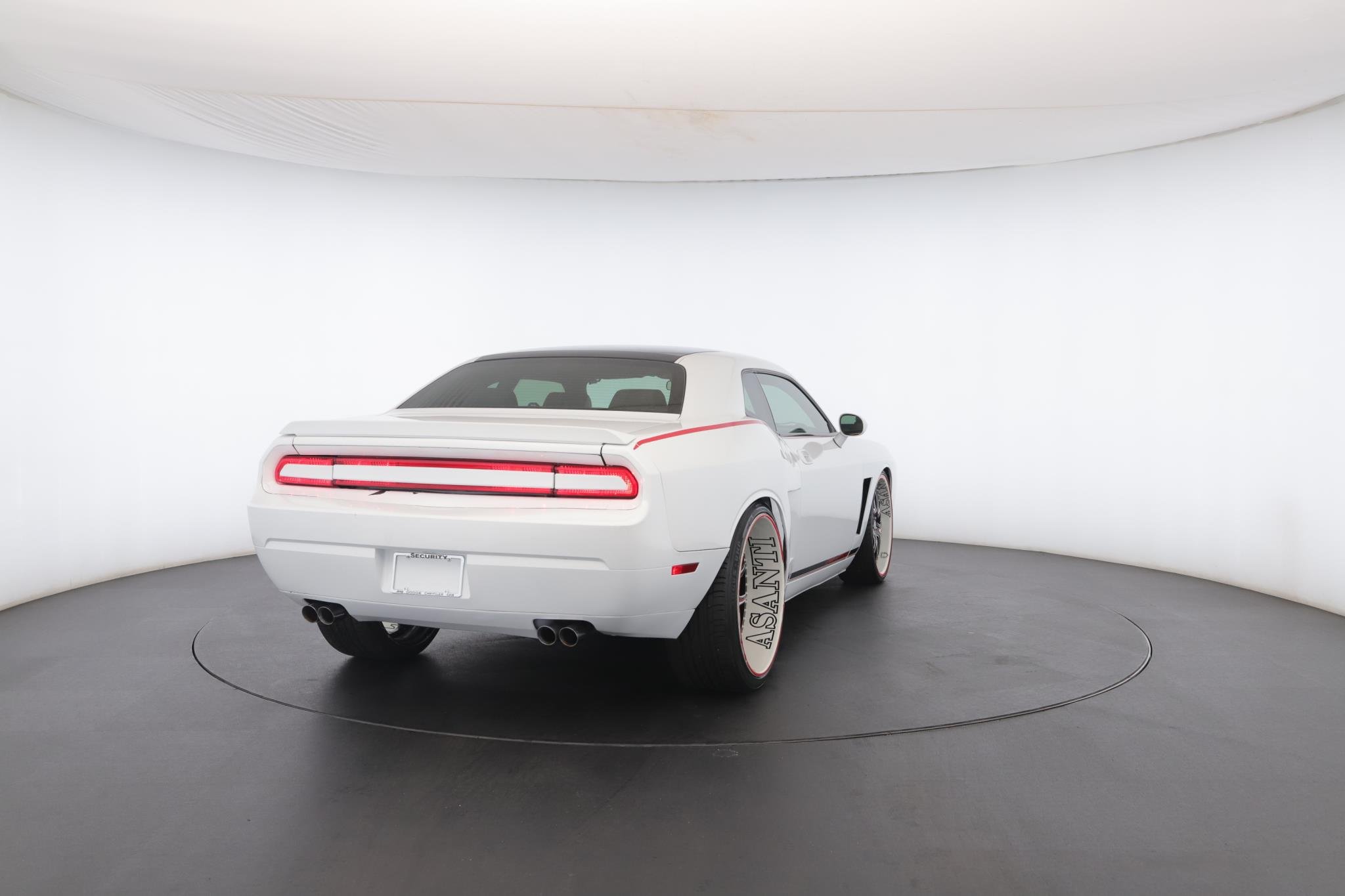 2010 Dodge Challenger R/T - Photo 24