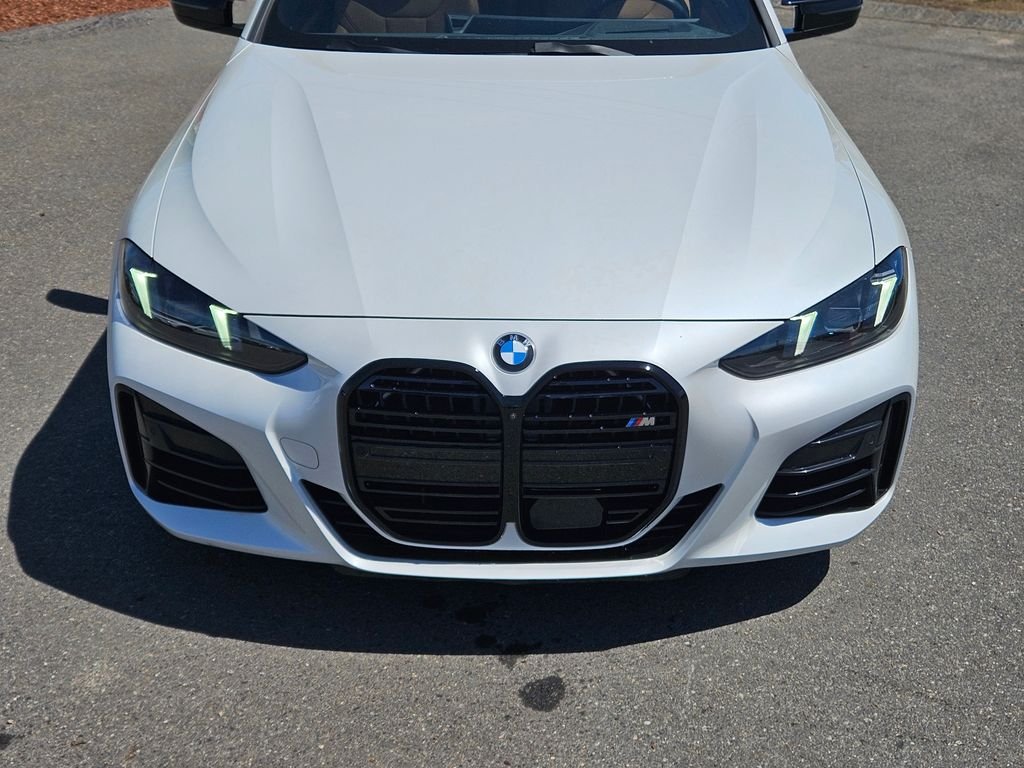 Used 2025 Mineral White Metallic BMW M440i xDrive image 8