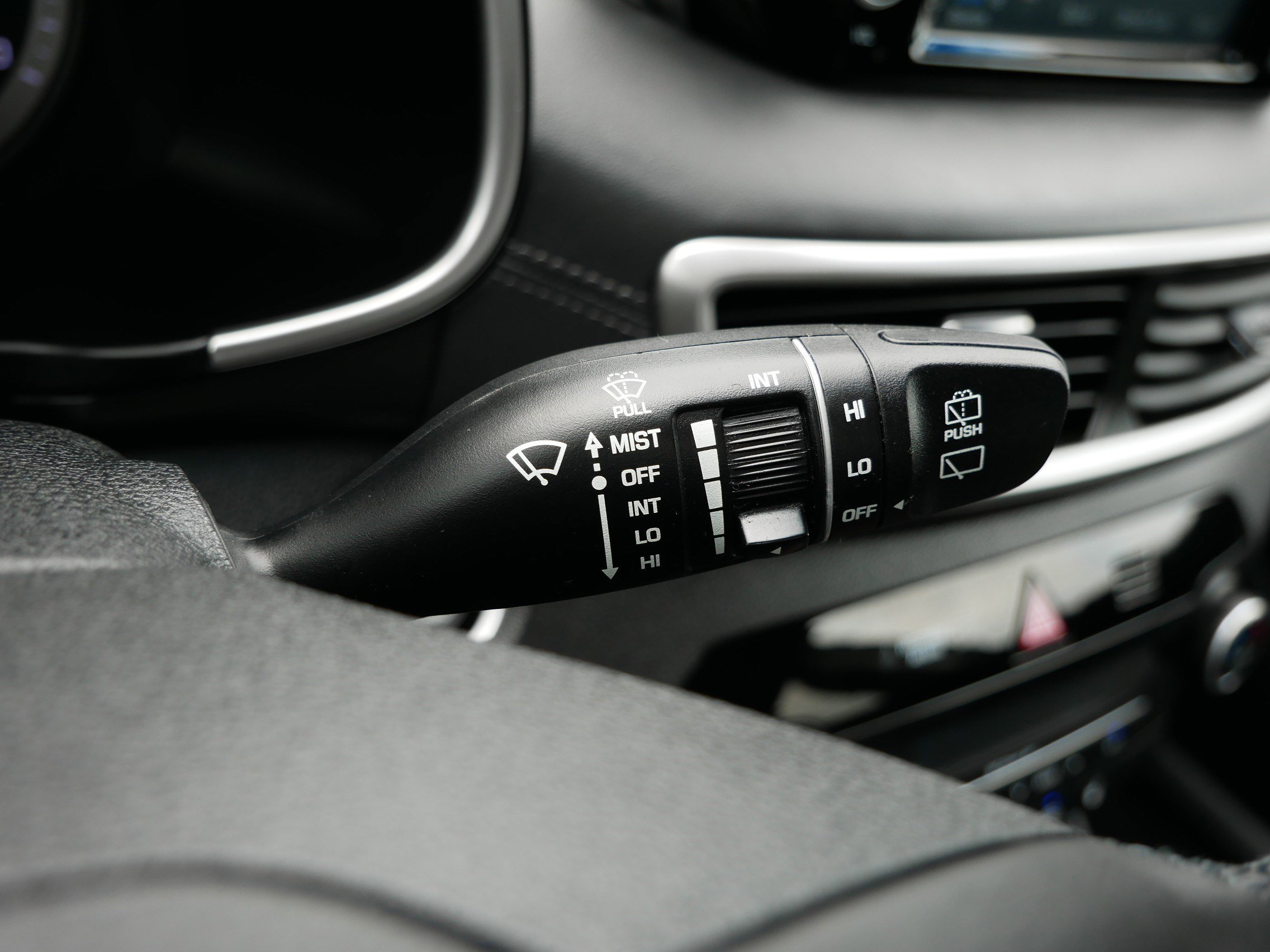 Certified Used 2019 Coliseum Gray Hyundai Limited image 30