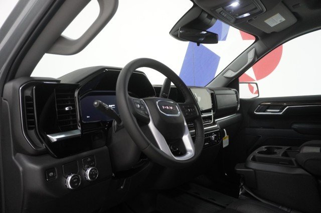 New 2026 Sterling Metallic GMC Elevation image 20