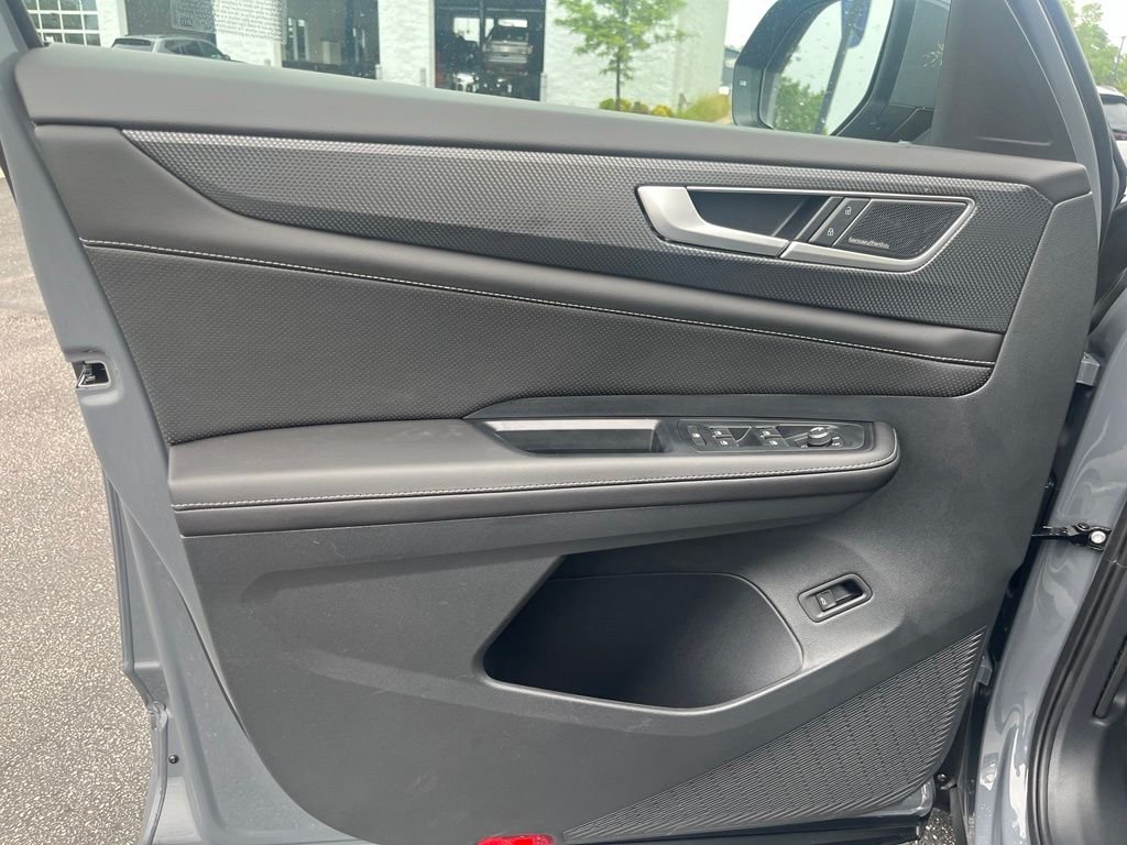 New 2026 Gray Volkswagen 2.0T SEL Premium R-Line image 9