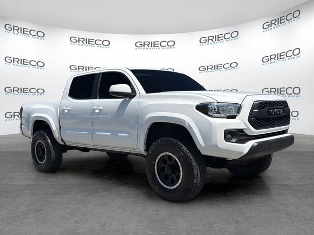 Used 2017 White Toyota SR5 image 1