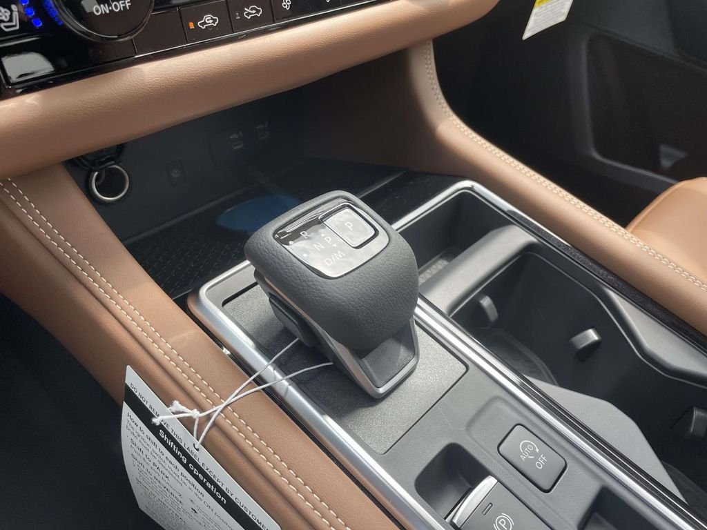 New 2026 White Nissan Platinum image 30
