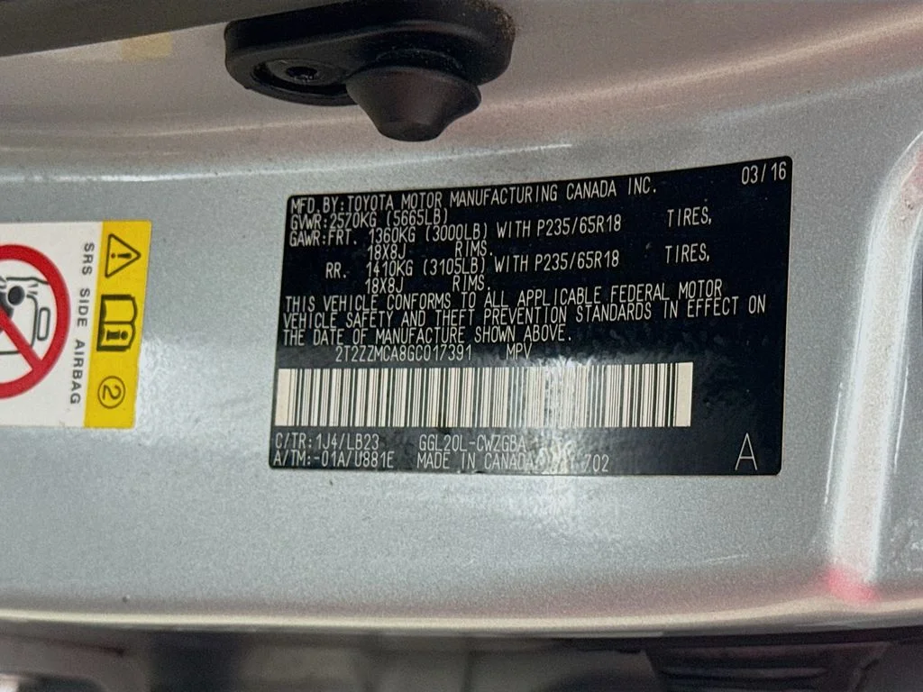 Used 2016 Silver Lining Metallic Lexus Base image 32