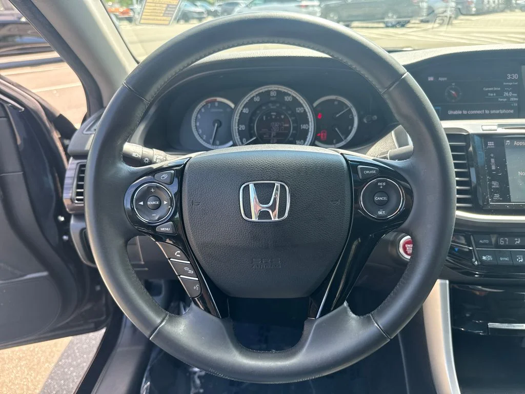 Used 2016 Crystal Black Pearl Honda EX-L image 18
