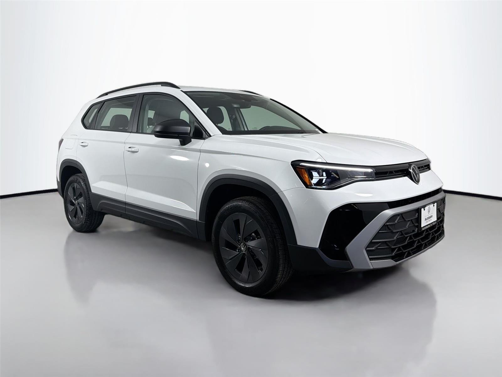 New 2026 Pure White Volkswagen S image 3