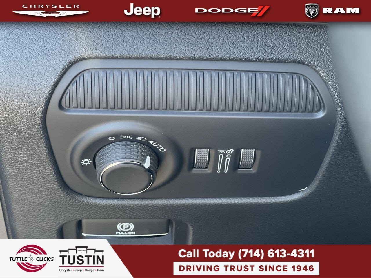 New 2026 Steel Blue Exterior Paint Jeep Limited Reserve image 23