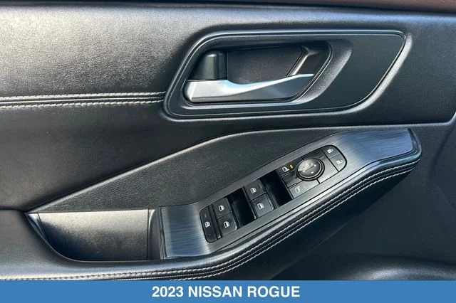 Used 2023 Gray Nissan SV image 12