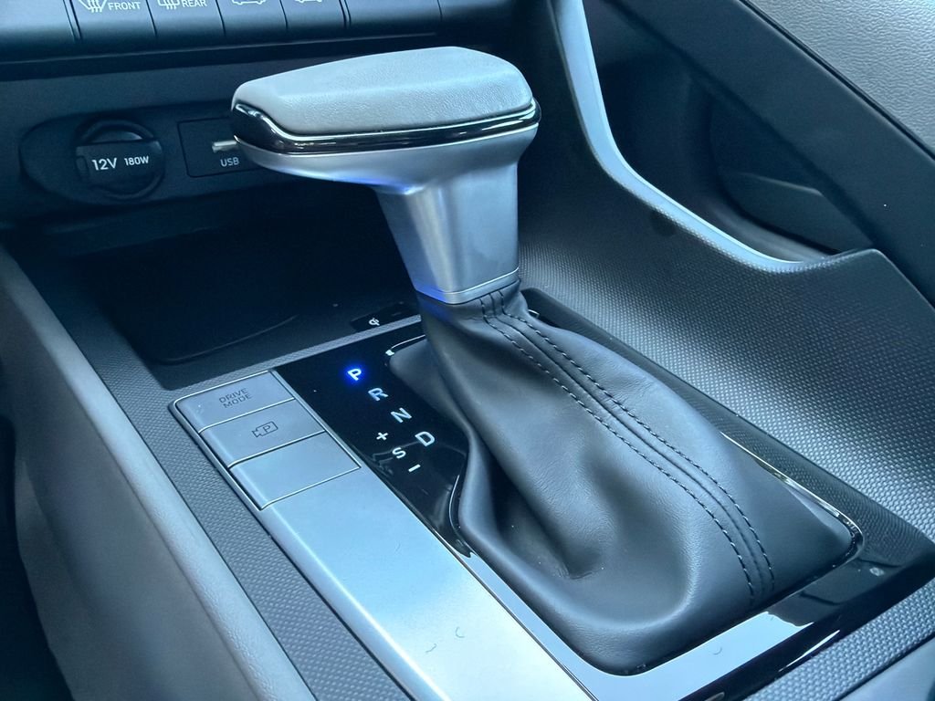 2025 Hyundai Elantra SEL - Photo 30