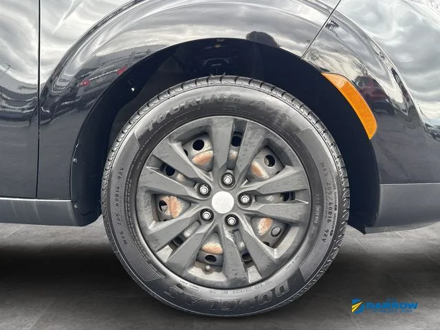 Used 2021 Black Kia LX image 25