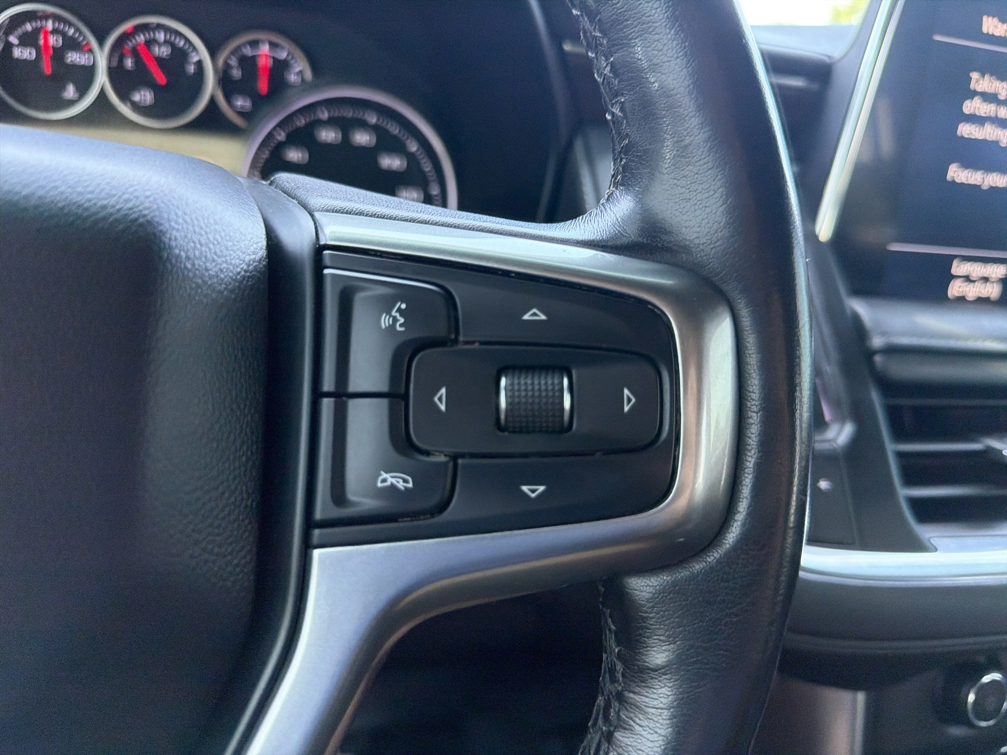 Used 2021 Black Chevrolet Z71 image 20
