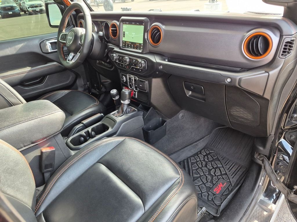 Certified Used 2023 Black Clearcoat Jeep Mojave image 23