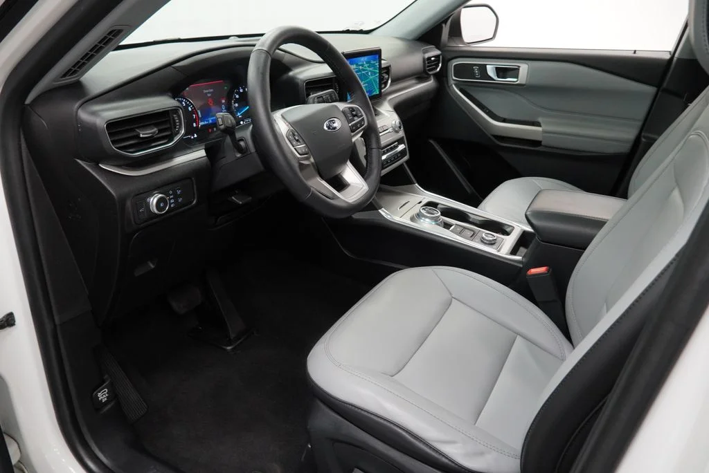 Used 2021 White Ford XLT image 18