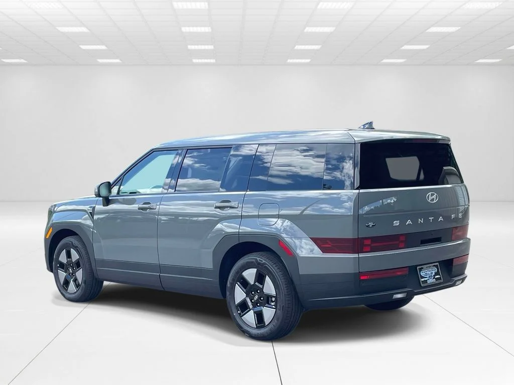 New 2026 Gray Hyundai SE image 4