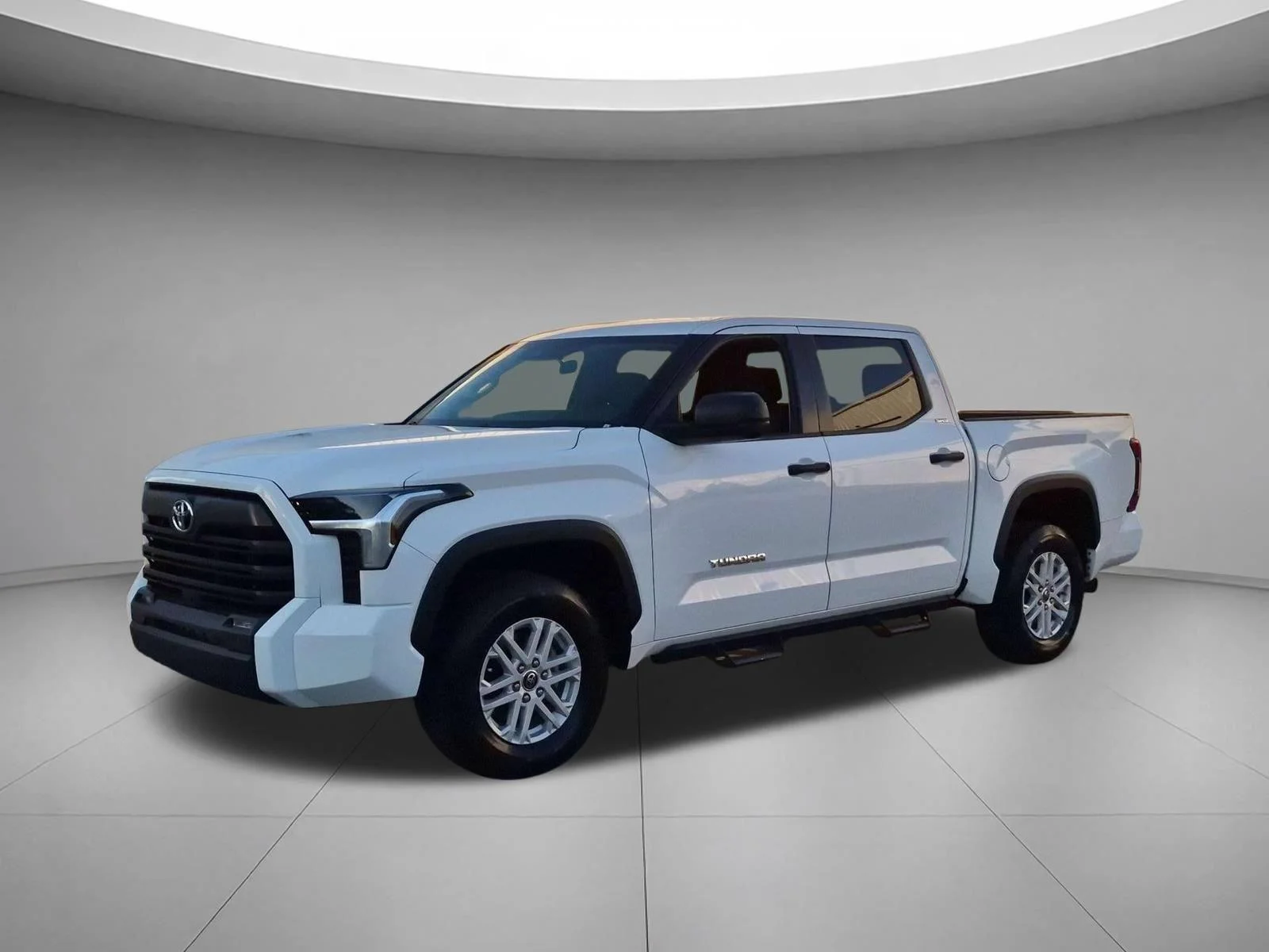 Used 2024 Ice Cap Toyota SR5 image 1