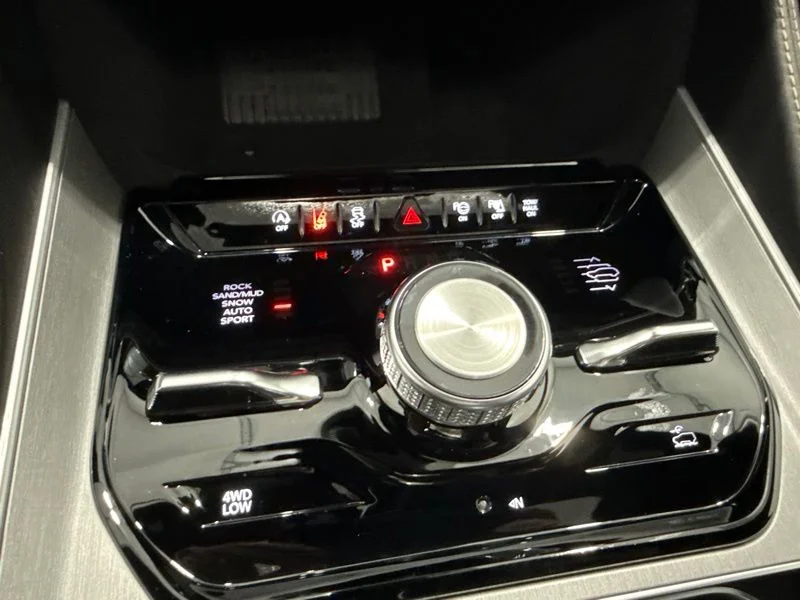2026 Jeep Grand Wagoneer Upland - Photo 29