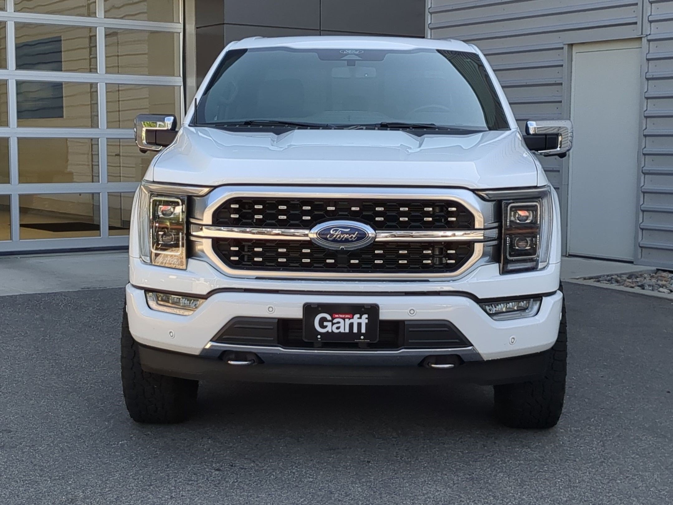 Used 2022 Star White Metallic Tri-Coat Ford Platinum image 2